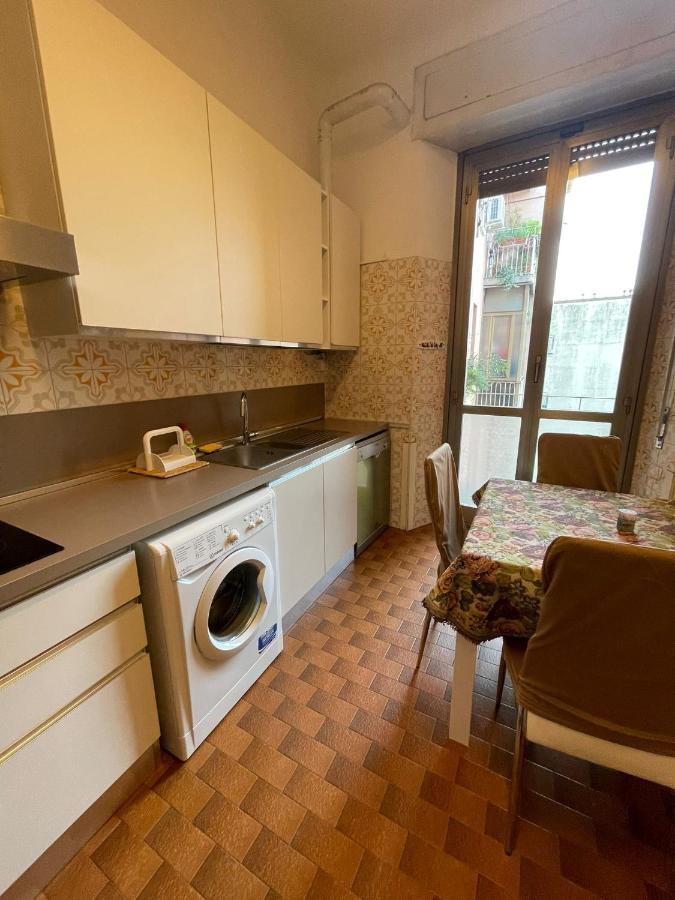 Hostel Corner 32 Milánó Kültér fotó