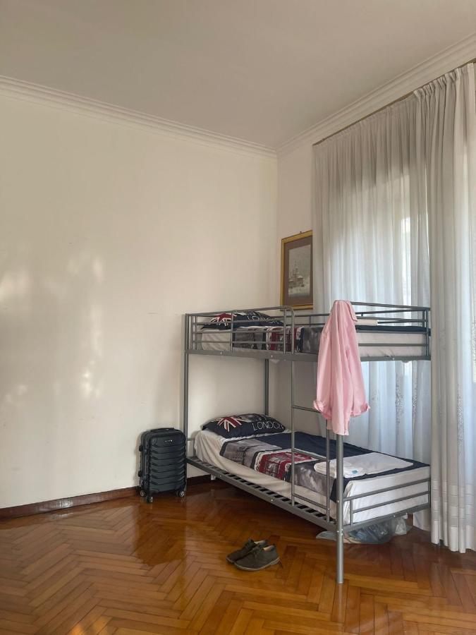 Hostel Corner 32 Milánó Kültér fotó